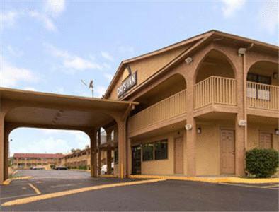 Days Inn By Wyndham Downtown-Nashville West Trinity Lane Exterior photo